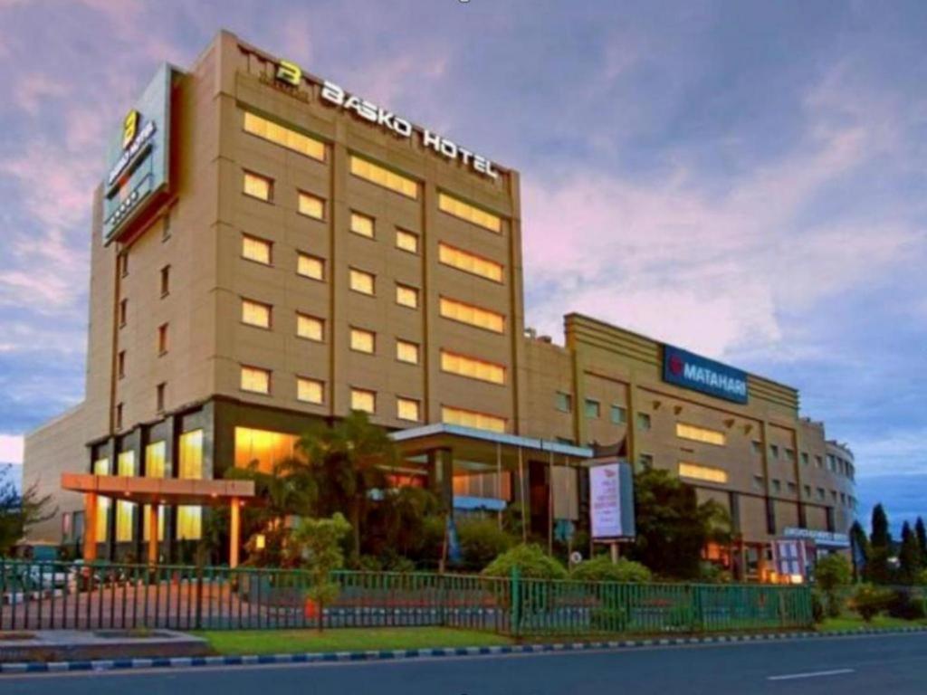 Grand Basko Hotel Padang  Exterior foto