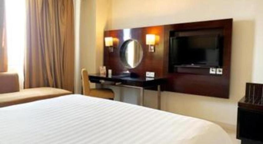 Grand Basko Hotel Padang  Exterior foto